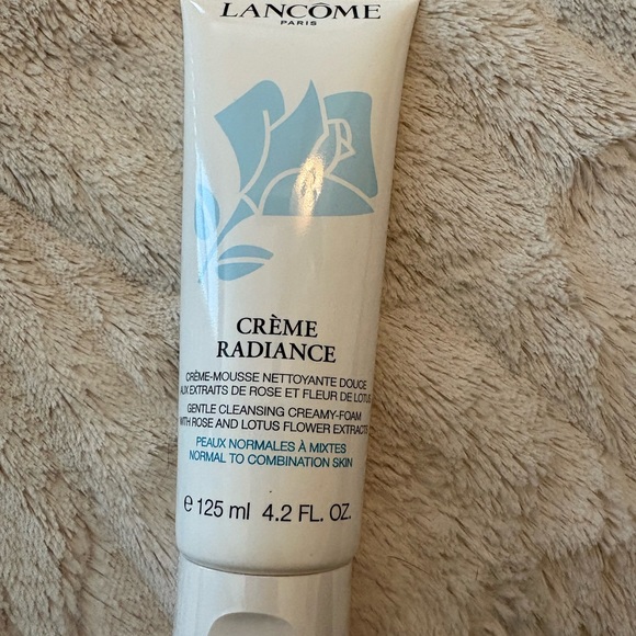 Lancome Other - Crème Radiance Gentle Cleansing Creamy-Foam - White